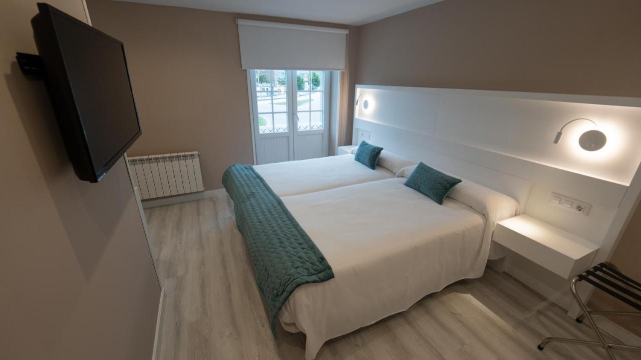 Hotel El Parador Сото дел Барко Екстериор снимка
